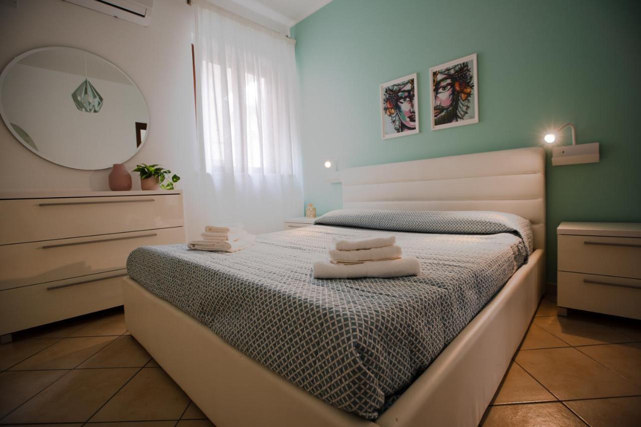 Cassaro Casa Vacanze カステッランマーレ・デル・ゴルフォ エクステリア 写真